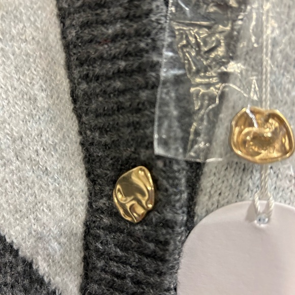 NWT Song of Style Argyle Knit Cardigan – Gray Gold Buttons Sz L - Picture 3 of 5